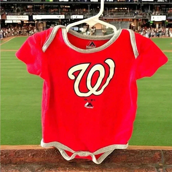 Majestic Authentic Washington Nationals 24mo red onesie. Discount w bundling! - Picture 1 of 3